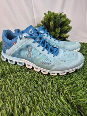 On Running Cloudflow Women’s Size 7 Blue Aqua CloudTec Running Shoes